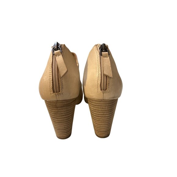 Clarks Womens Beige Peep Toe Cutout Heels With Side Zippers & Stacked Block Heel - Picture 4 of 9